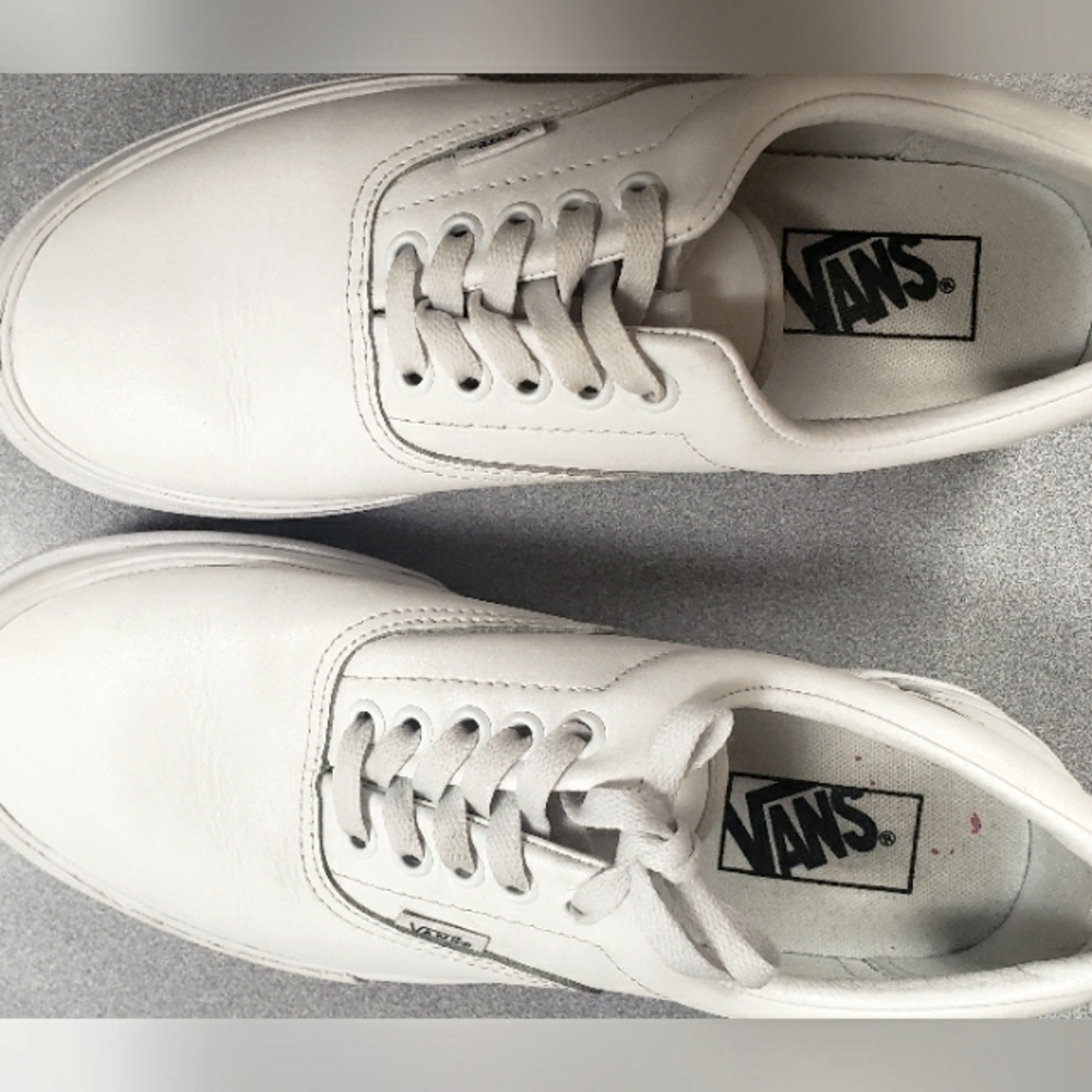 COPY - Nearly New White Leather Platform Vans Size 9